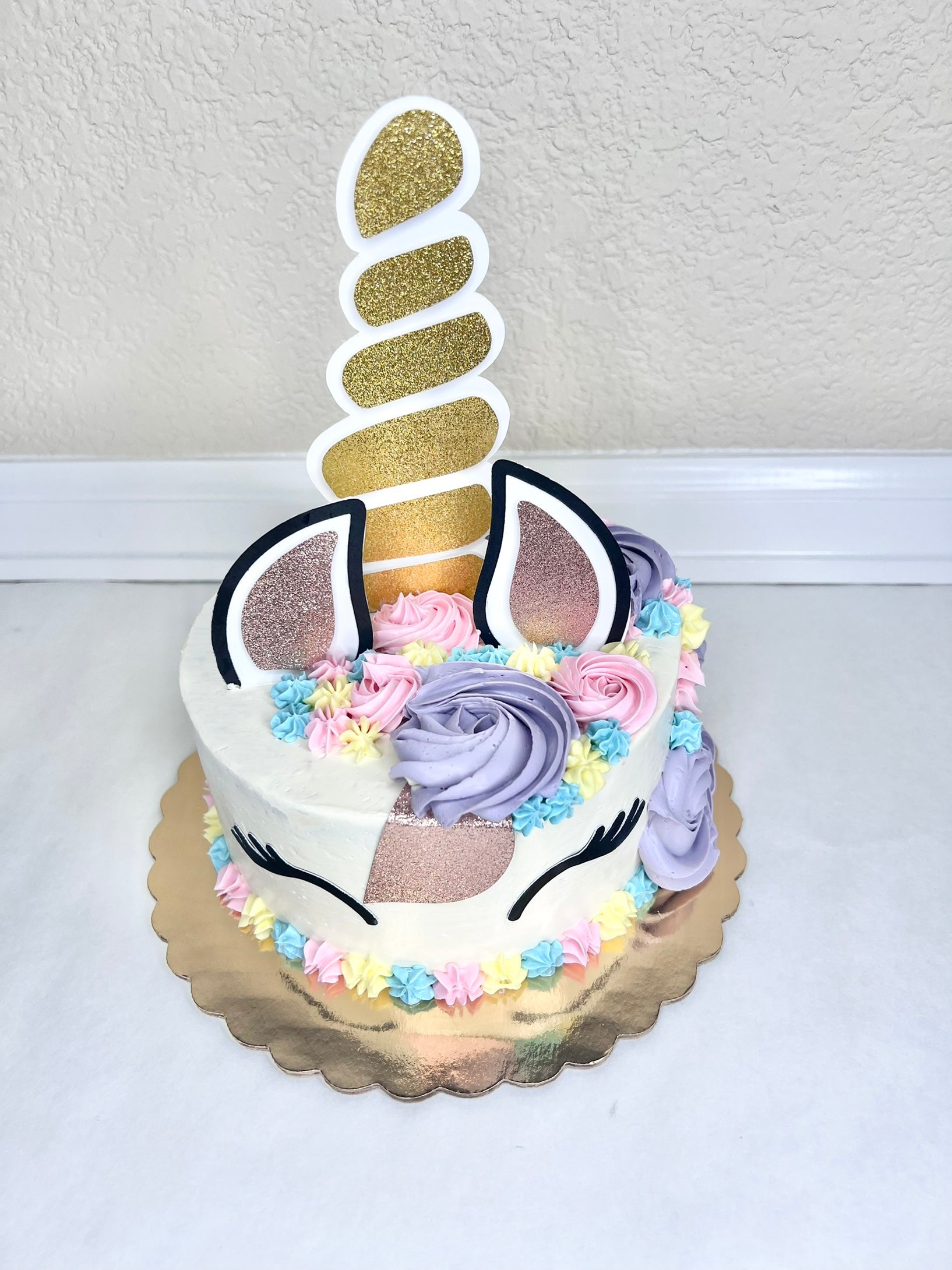 Dog shop unicorn cake